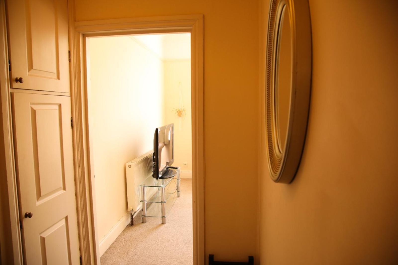 Apartment Cozy 1 Bedroom Flat Near Beach Sleeps 4 Bournemouth