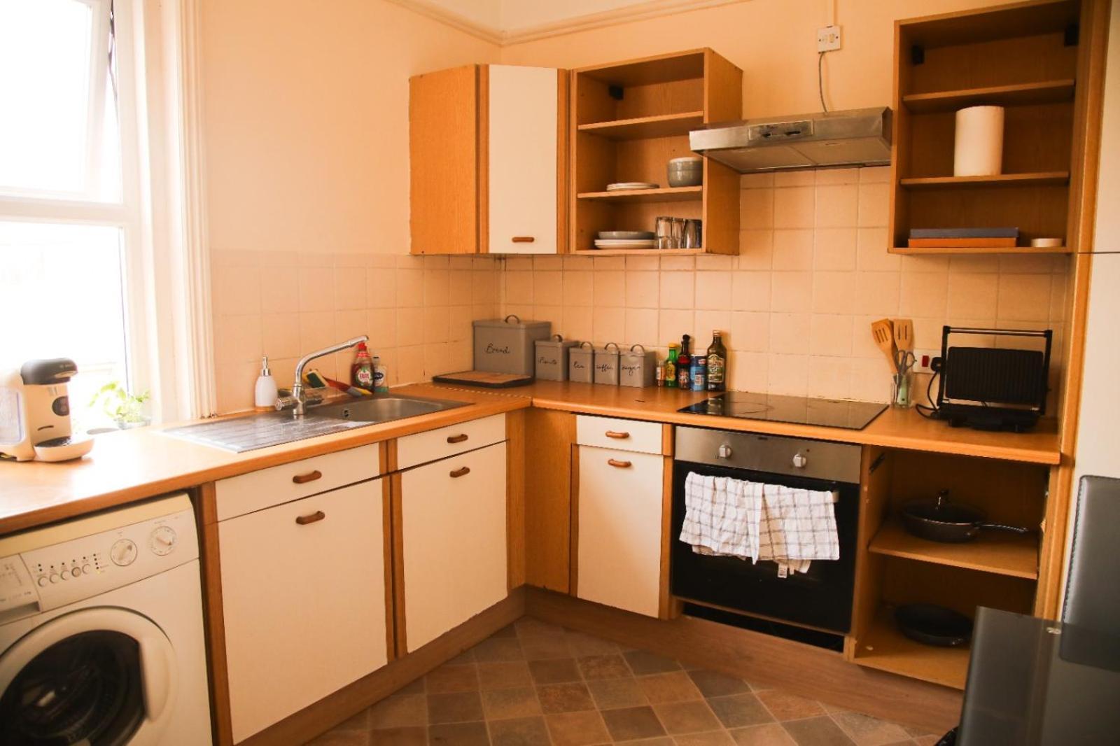 Apartment Cozy 1 Bedroom Flat Near Beach Sleeps 4 Bournemouth